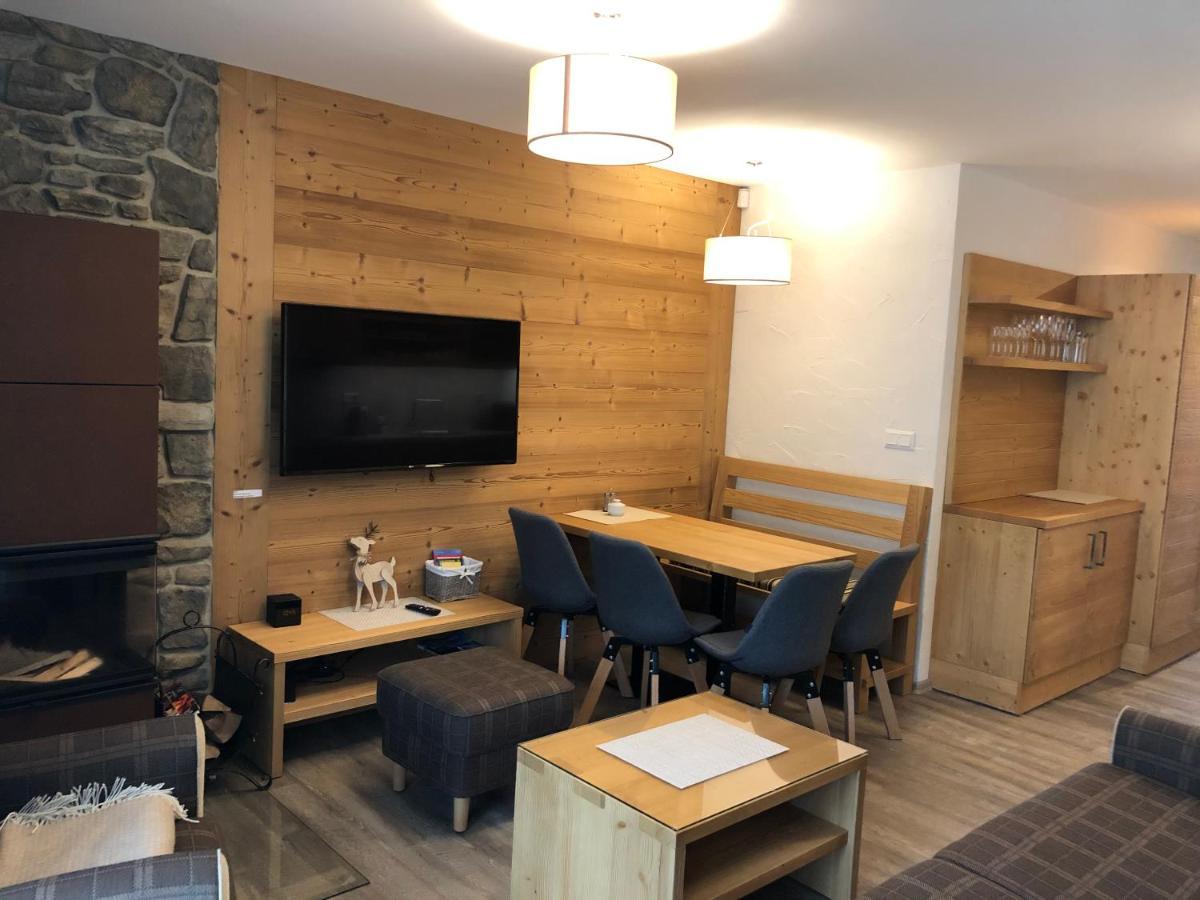 Apartman Jeleni Grun Jasna デマノブスカ・ドリーナ エクステリア 写真